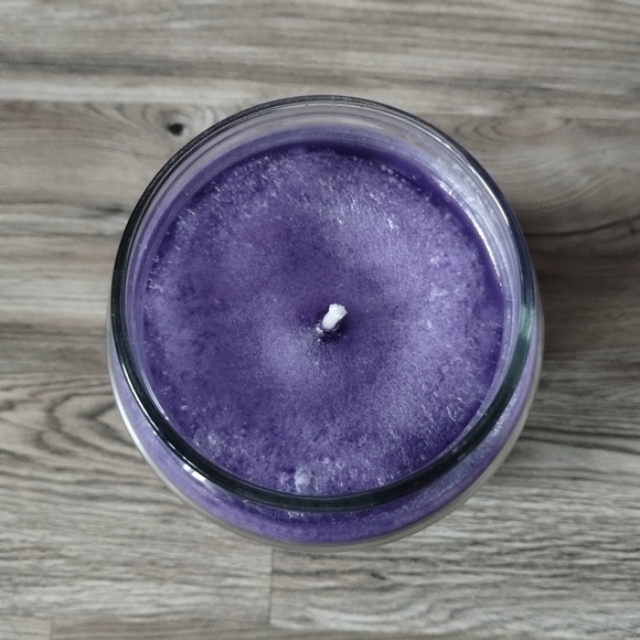 Yankee Candle 22 oz - Stargazing - Picture 2 of 3